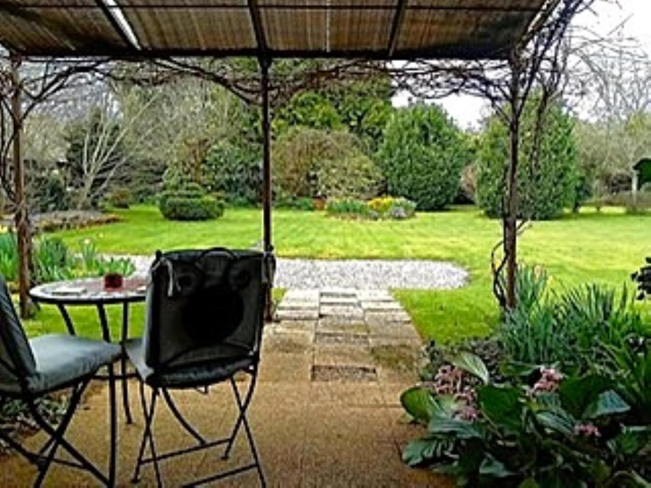 Chambre D'Hote - Ilse'S Garden Chair La Porcherie Kültér fotó
